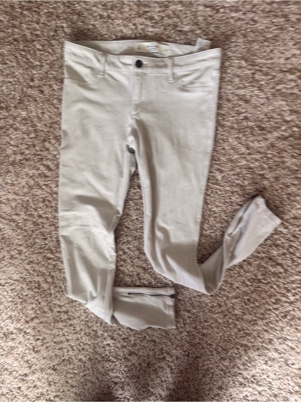 Abercrombie & Fitch Light Cream Skinny Jeans